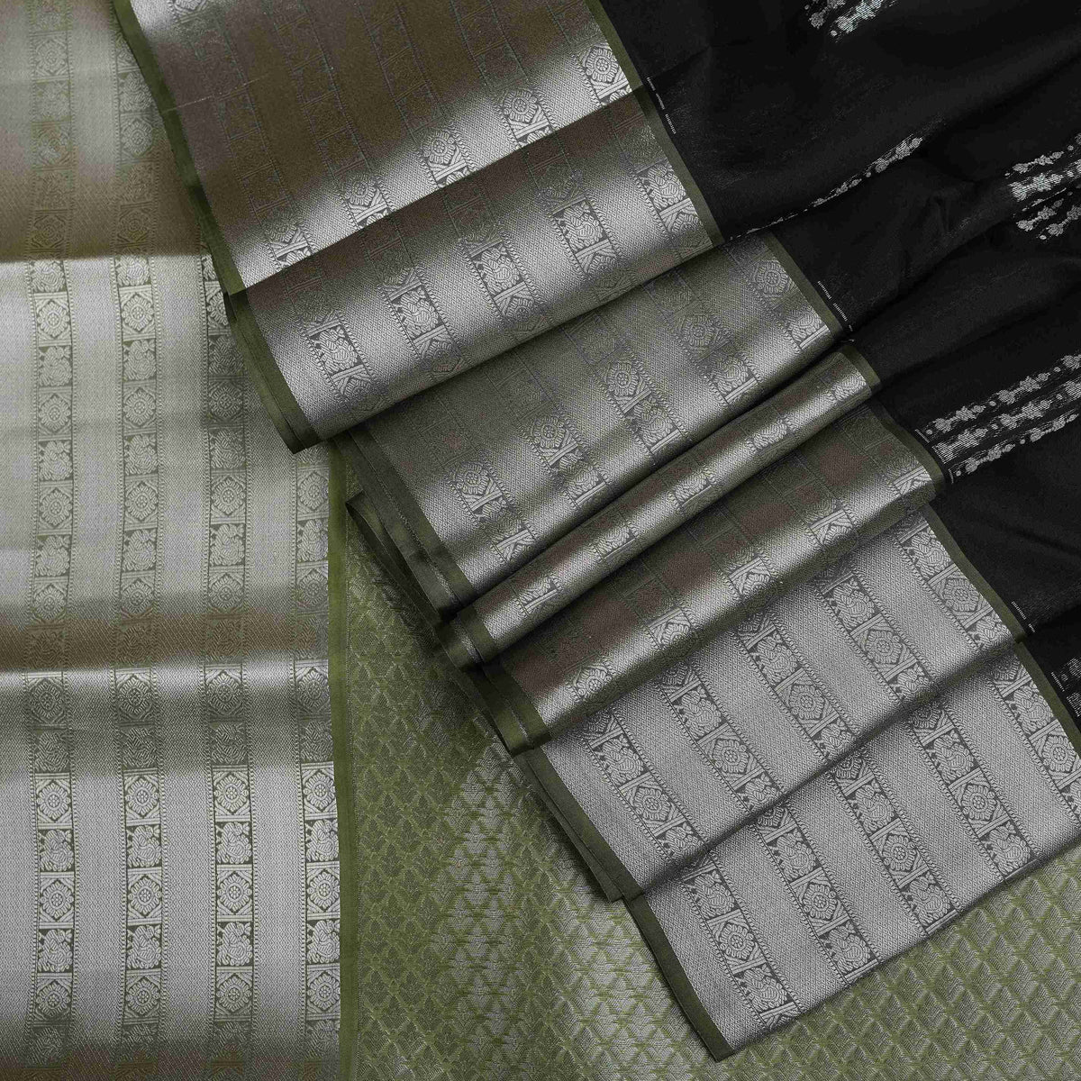 Semisilk Black